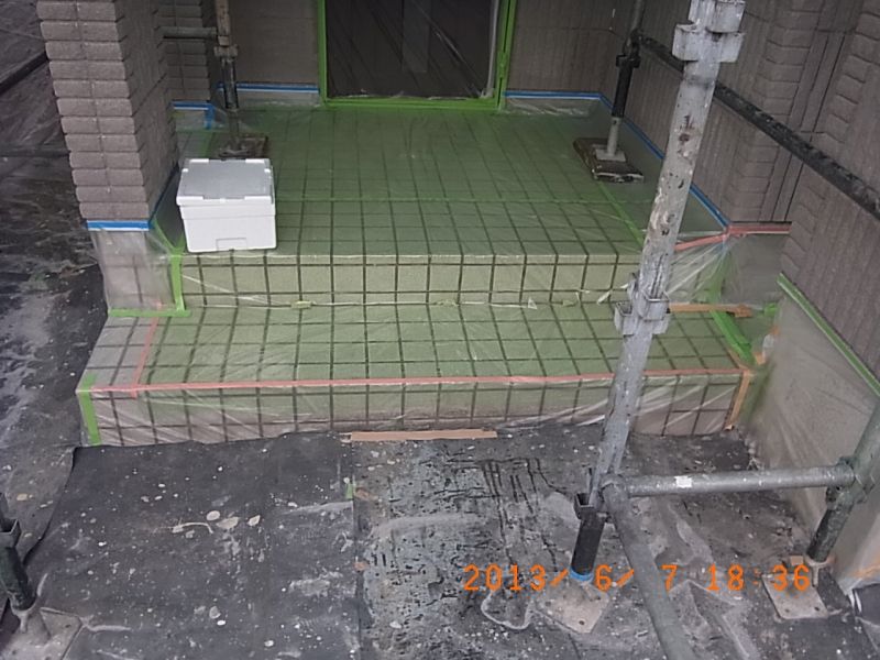R0017079