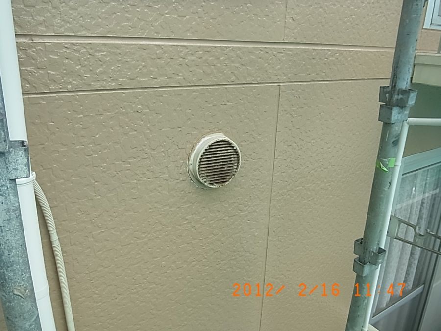中型換気フードの交換前後の比較