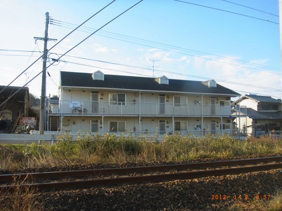 大分市アパート 北面遠景 施工前