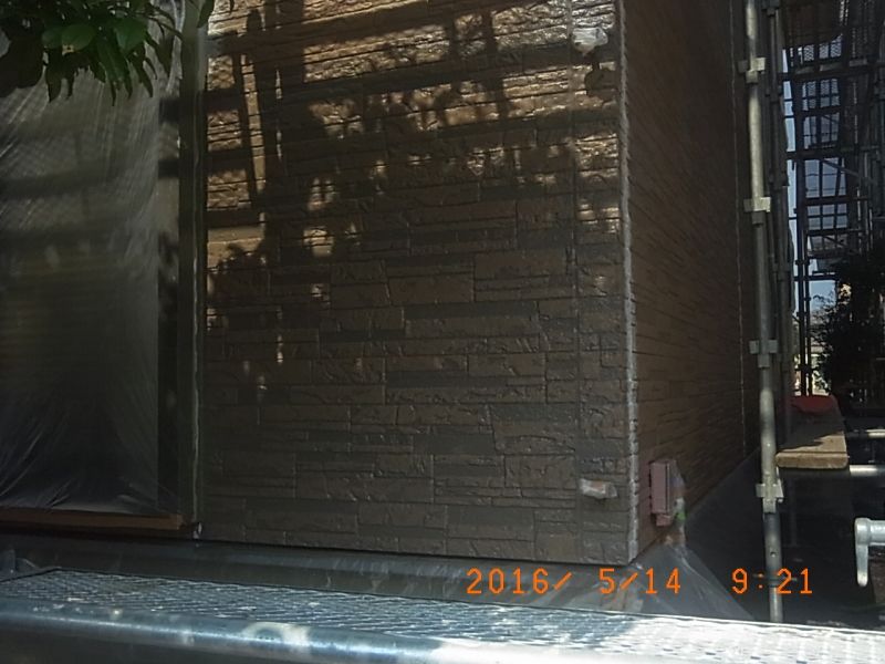 濃淡を抑えた2色塗りの試し塗り部分