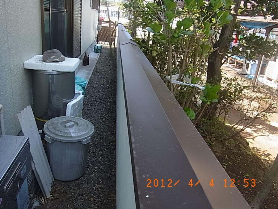 臼杵市たま様邸 漆喰塀・笠木の仕上がり