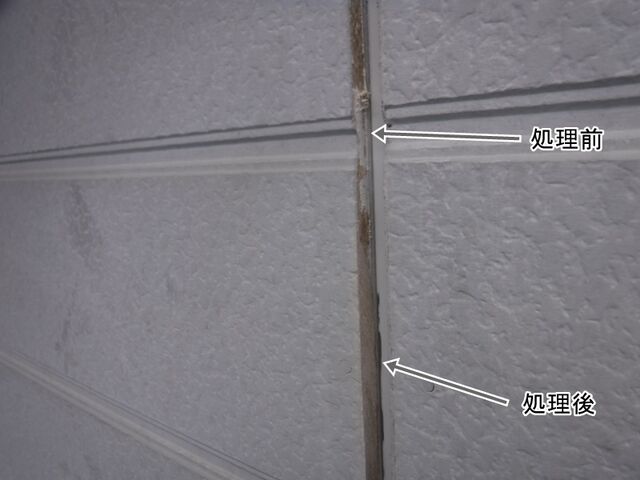 旧シーリングが残る目地上部と研磨済みの下部